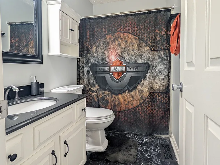 Bathroom Staging - Hermitage, TN — The Fig & Dane
